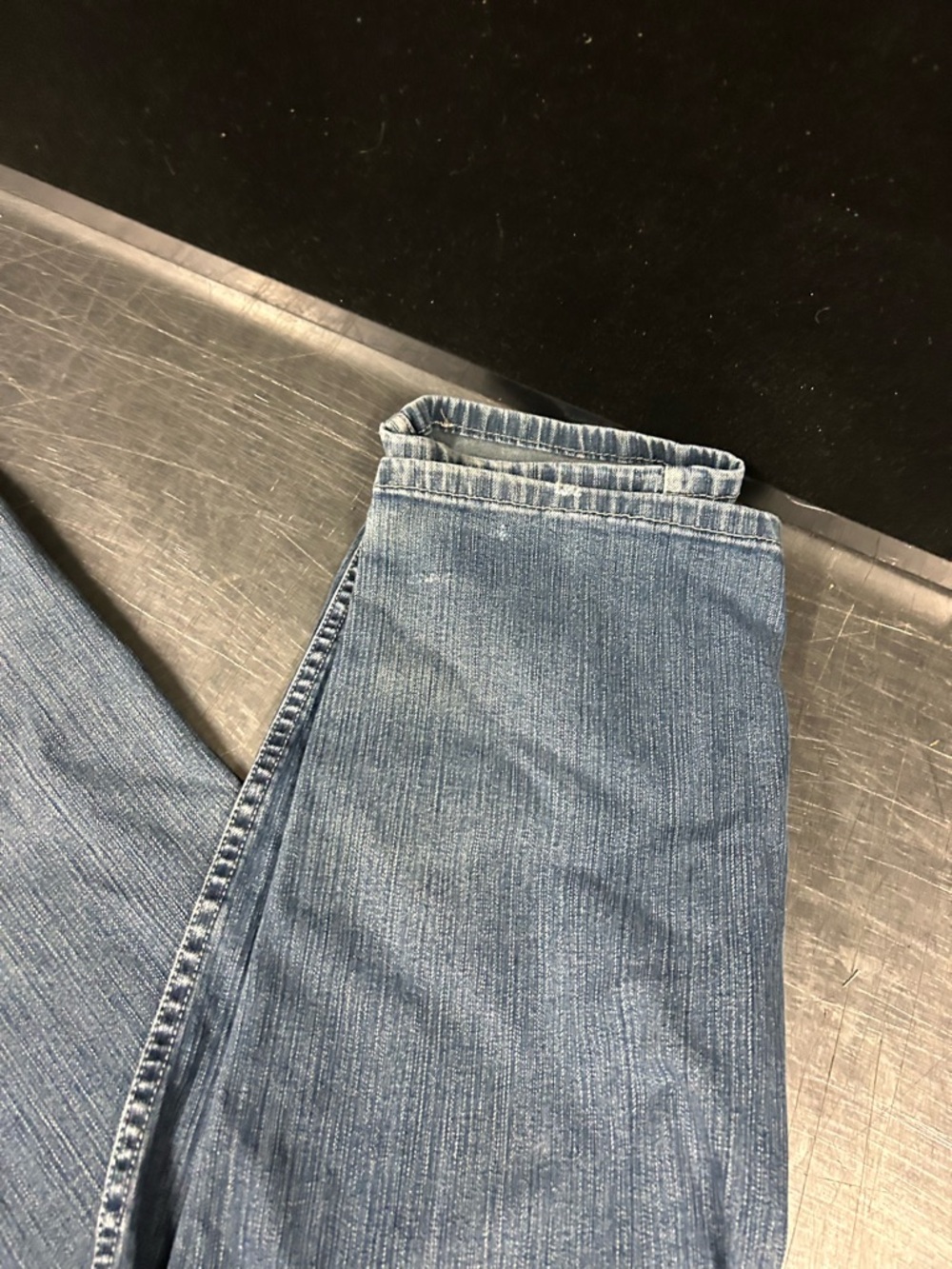 Levi’s Jeans Size 38 X 34 - Picture 2 of 9